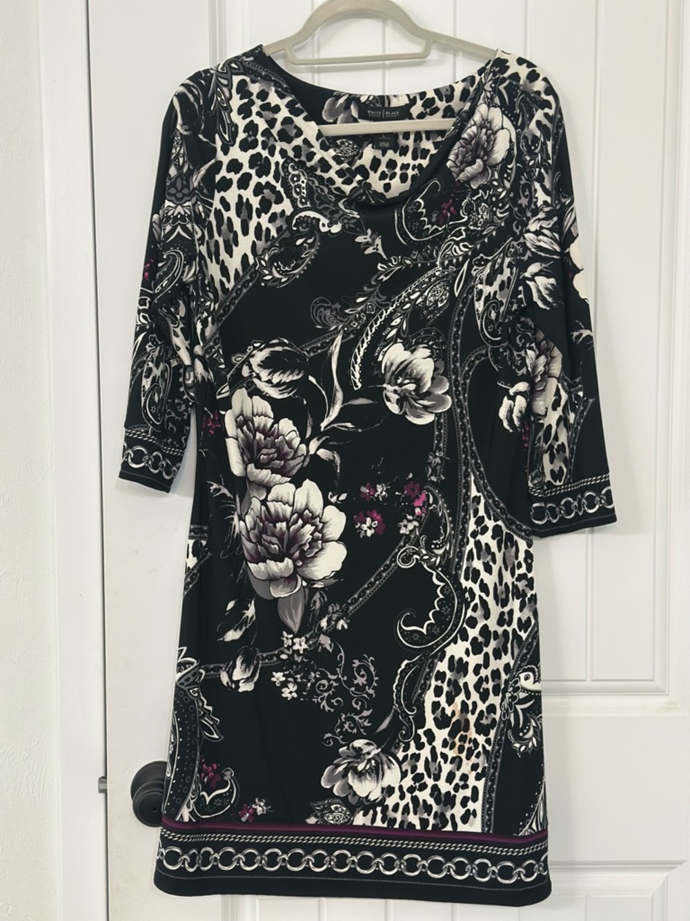 White House Black Market. Semi Vintage. Black & White Floral Paisley Shift Dress - Picture 2 of 5